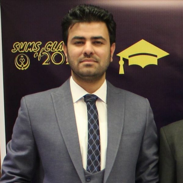پزشک برتر عمید آذرنگ پزشک برتر عمید آذرنگ