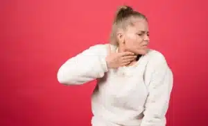 خارش گلو و گوش | پزشکت