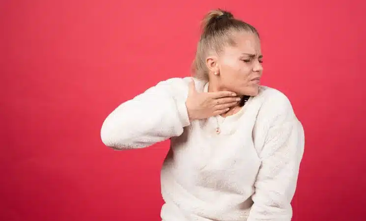 خارش گلو و گوش | پزشکت