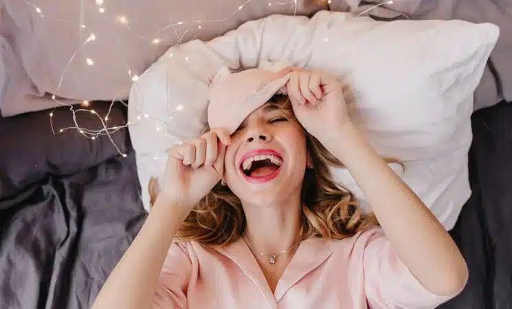 خندیدن در خواب | پزشکت