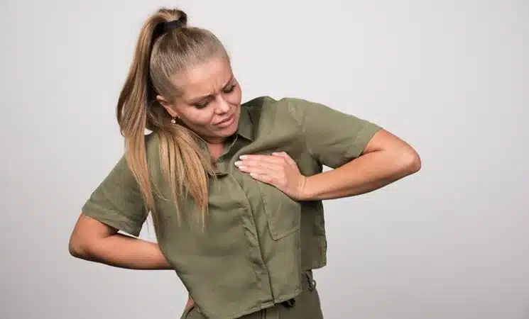 توده بدون درد قفسه سینه | پزشکت